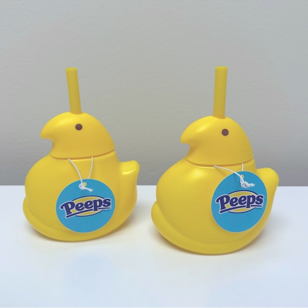 New! Target Bullseye Playground Set of 2 Peeps Yellow Chicks Drinkware w/ straws